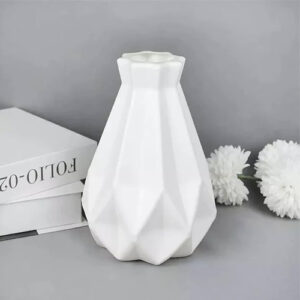 diamond cut shap plastic vase abdullah mall