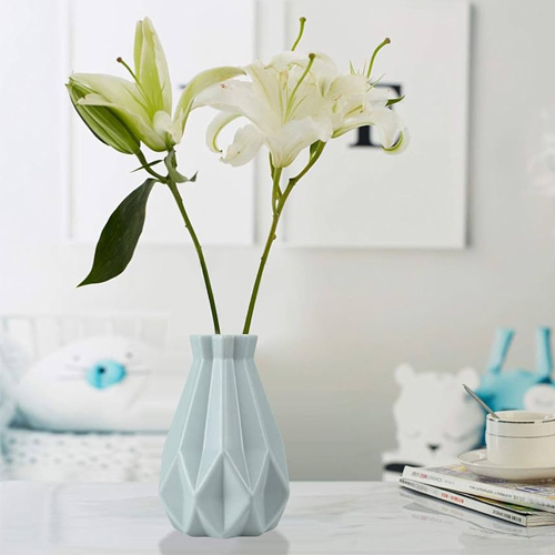 diamond cut shap plastic vase abdullah mall