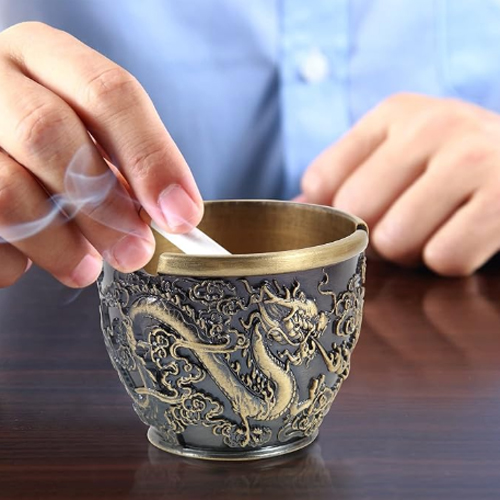 Ashtray by abdullah mall